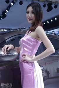 知道我的头绳几万块后，恨嫁女教官气疯了在线看