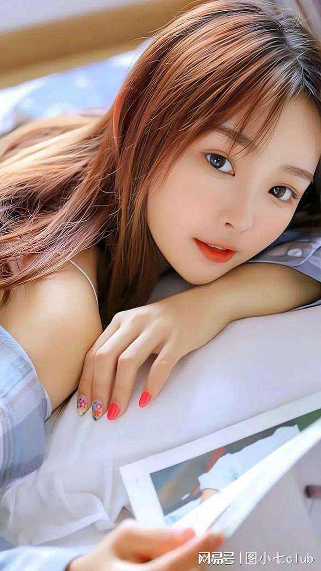 年底全村分红，人均10万我10块无删减