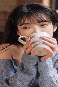 烟火纷纷照明月无错版