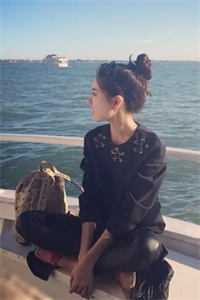 月坠寒江，乍惊春醒全局