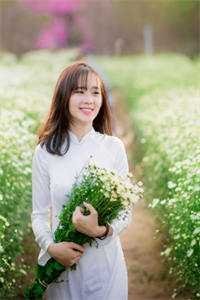 爱恨已逝，悲喜同欢阅读