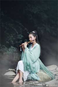 阴湿小狗缠上身，姐姐！疼疼我！霍谢山苏梨完结文