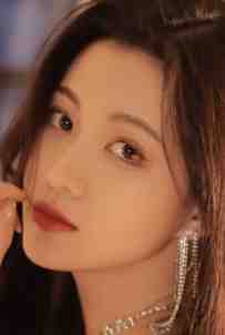 圣诞被离婚，跨年当富婆最新热门小说