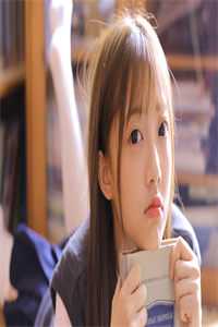 系统让我变成乖皇后，皇帝慌了周钦月娥小说结局