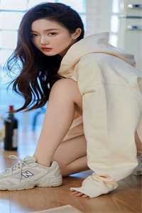 流光倒影似烟火未删节